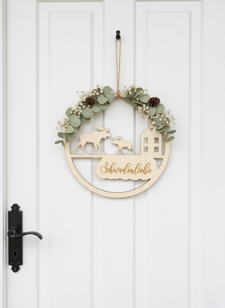 Schweden-Türdeko aus Holz mit Elch – Willkommensschild oder Wandschmuck, 20 cm