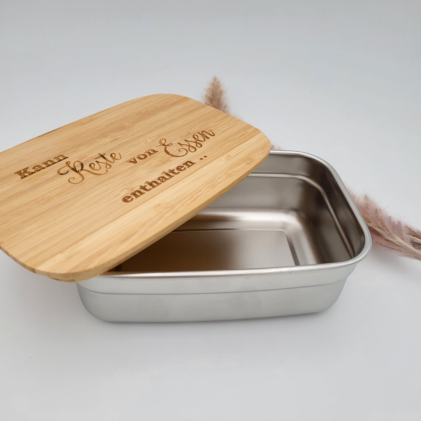 Brotdose - Kann Reste von Essen enthalten