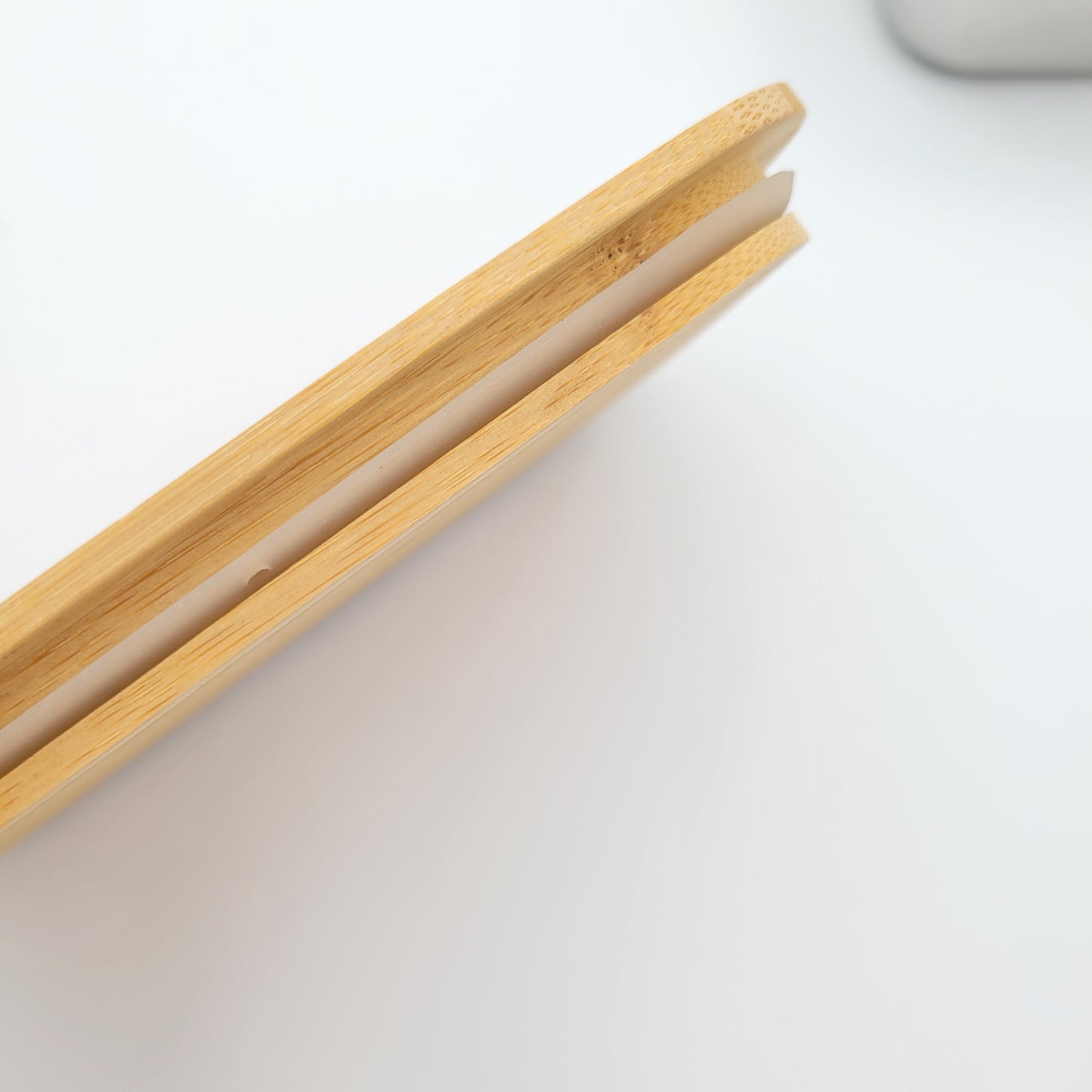 Brotdose - Kann Reste von Essen enthalten