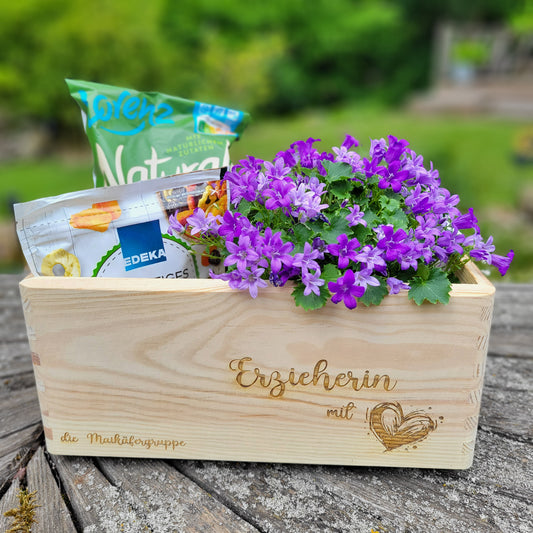 Holzkiste Erzieherin graviert – Abschiedsgeschenk Kindergarten 30×20×14 cm, Holz mit Griff