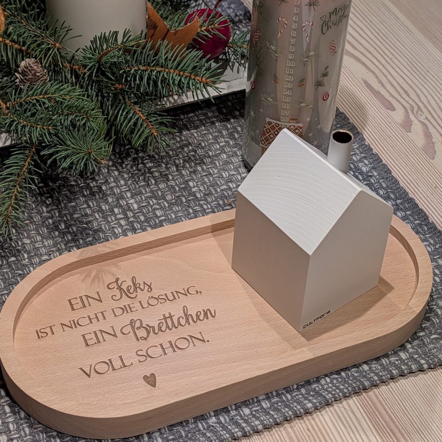 Holztablett oval Ein Keks..