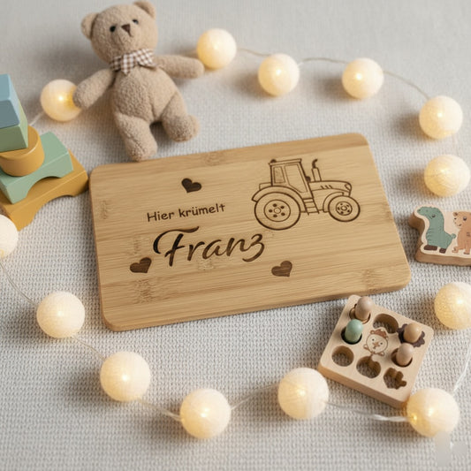 Frühstücksbrettchen Traktor personalisiert mit Namen | Holz-Vesperbrett Kinder
