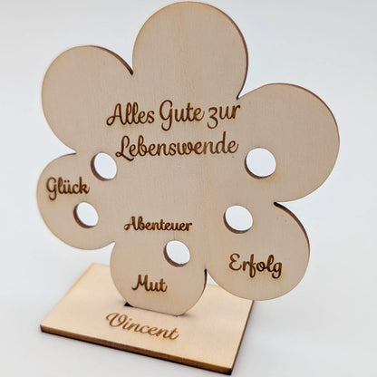 Geschenk Lebenswende personalisiert Geldgeschenk Blume Holz